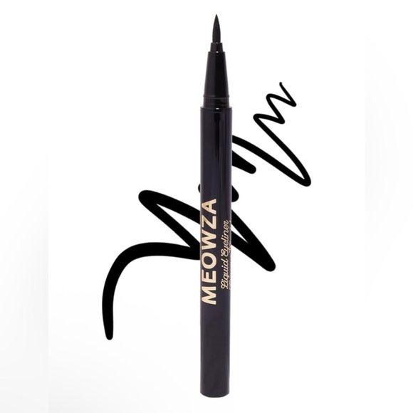 WINKY LUX Meowza Precision Classic Black Felt Tip Liquid Eyeliner - Picture 2 of 7